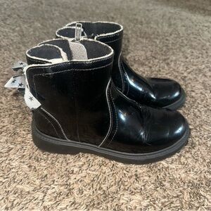 UGG Shiny Black Kids Boots with Star Accents